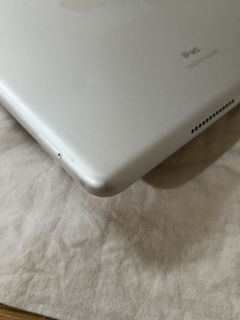 美品 iPad 第9世代 バッテリー98%