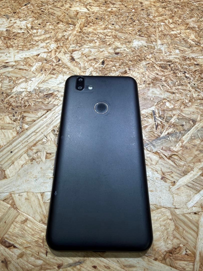 スマートフォン本体 Arrows RX