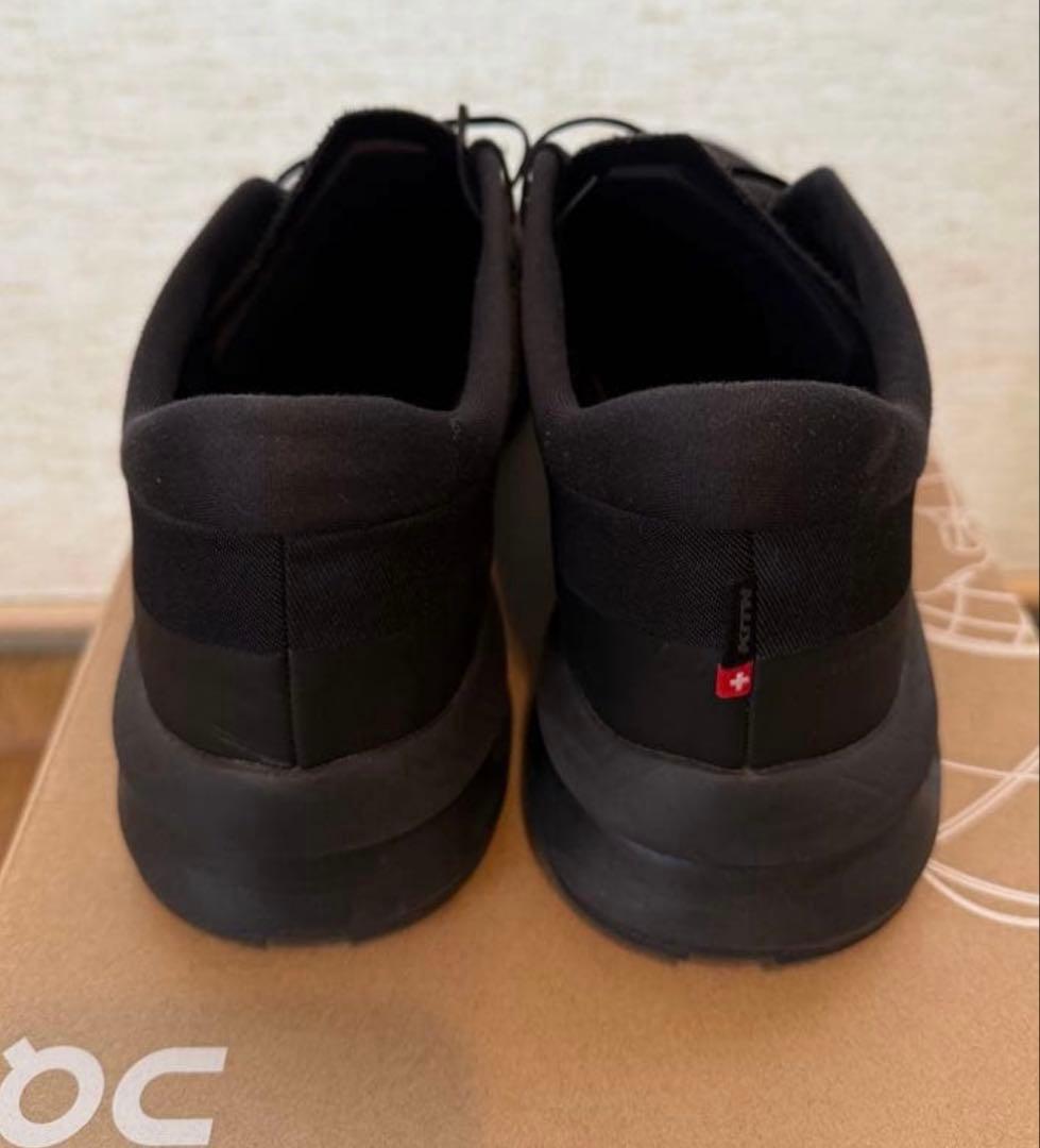 超レア KITH コラボ On cloudオールブラック28.5㌢