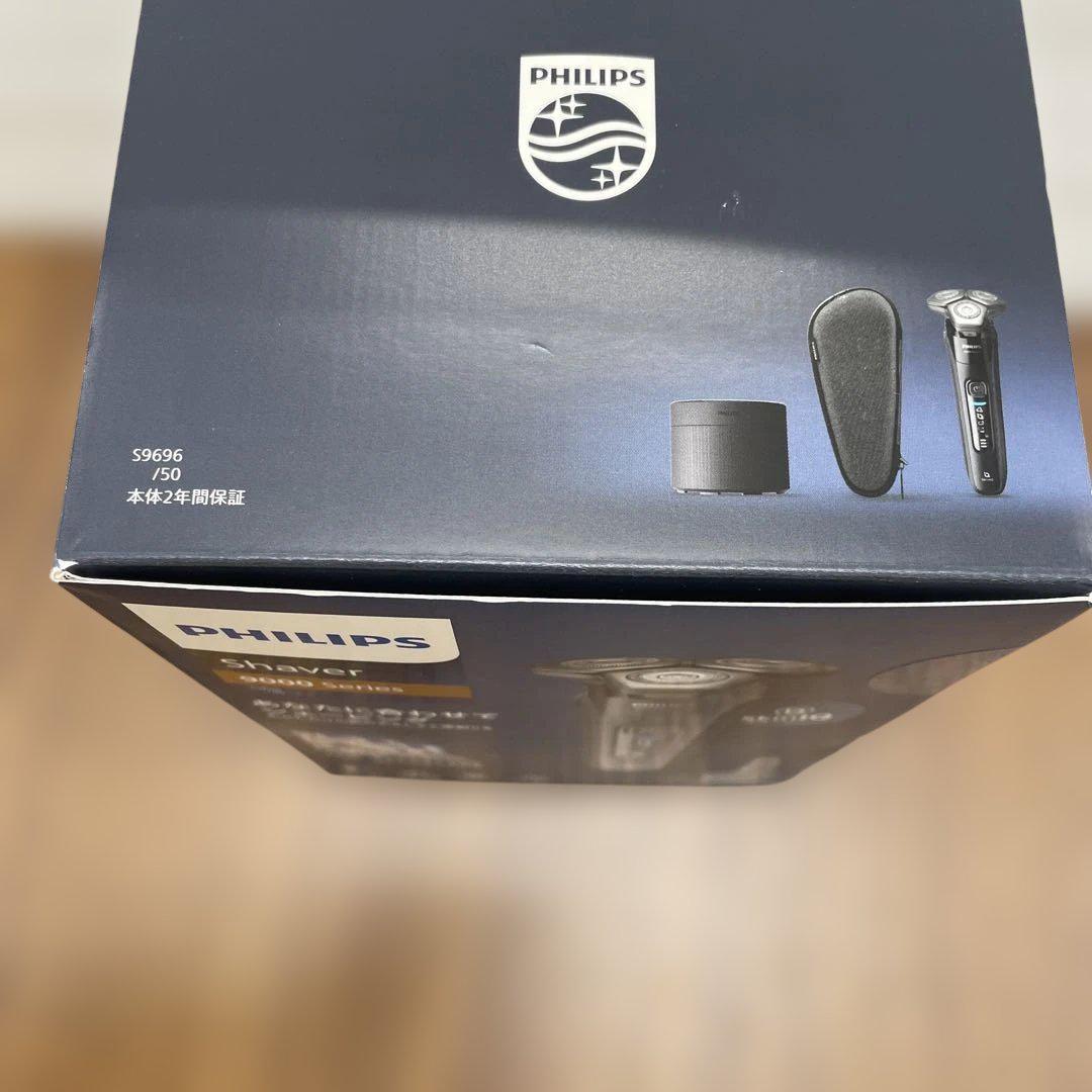 10221フィリップス 電動シェーバー 9000シリーズ 洗浄機付き S9696