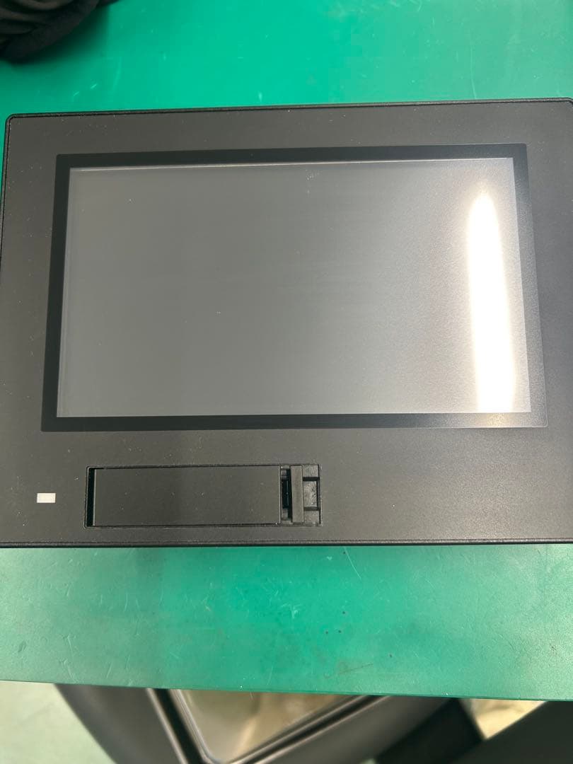 KEYENCEセット　タッチパネル　VT5-W07 パワーサプライ