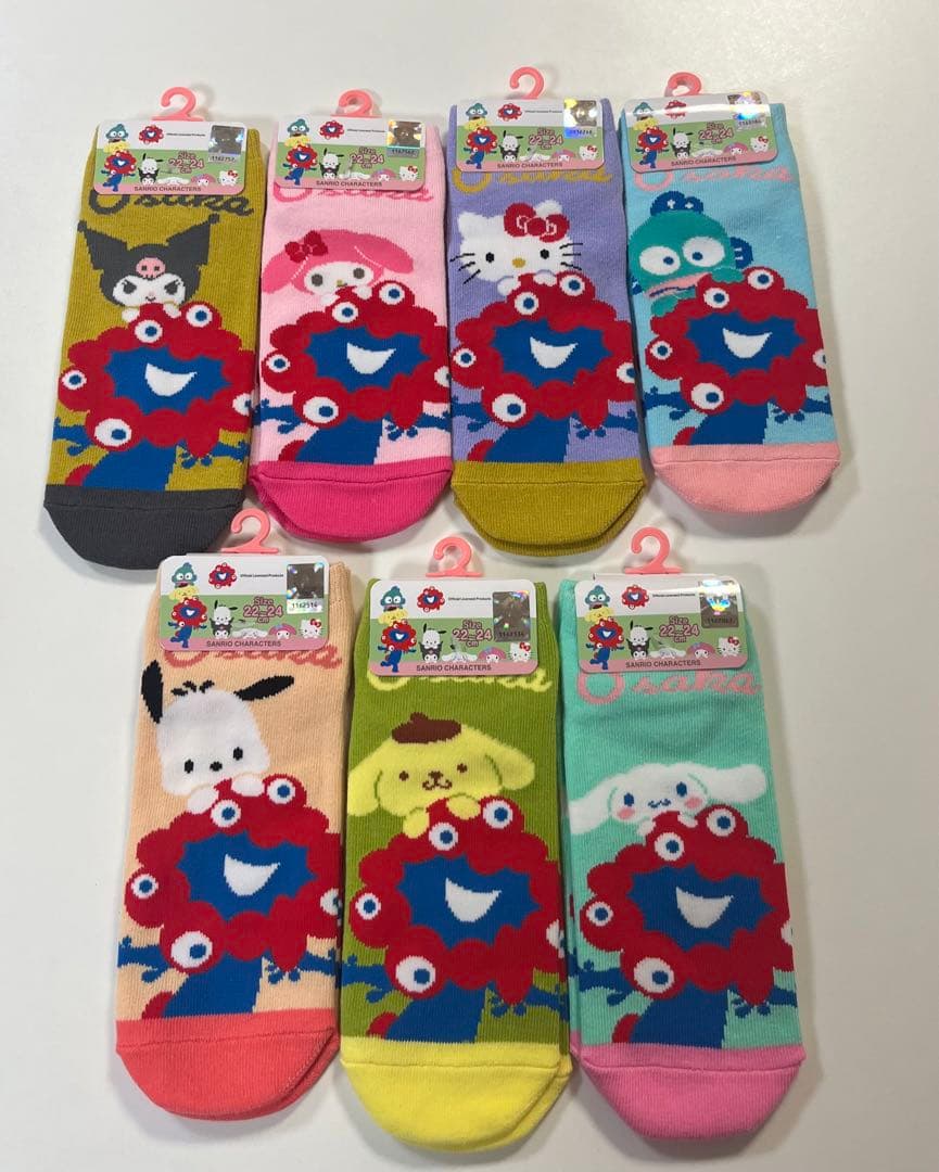 匿名❗️新品　大阪万博　サンリオコラボ　靴下　マイメロ　クロミ　他　7足セット
