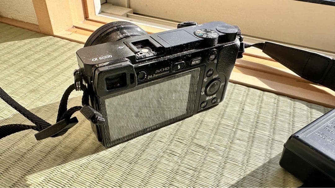 【最終セール】SONY ミラーレス一眼 α6000