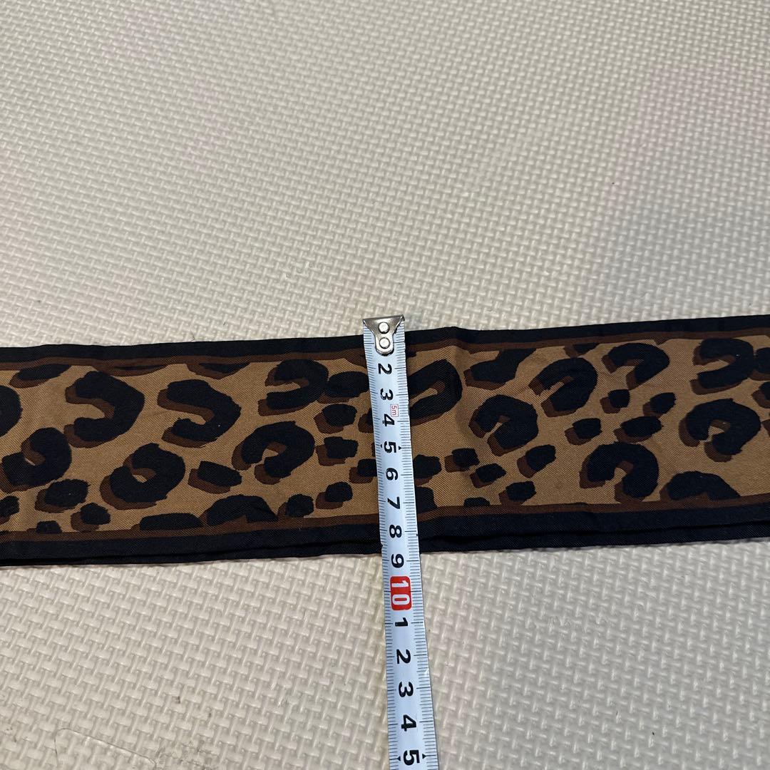 ルイ・ヴィトン ヒョウ柄 スカーフ　バンドー