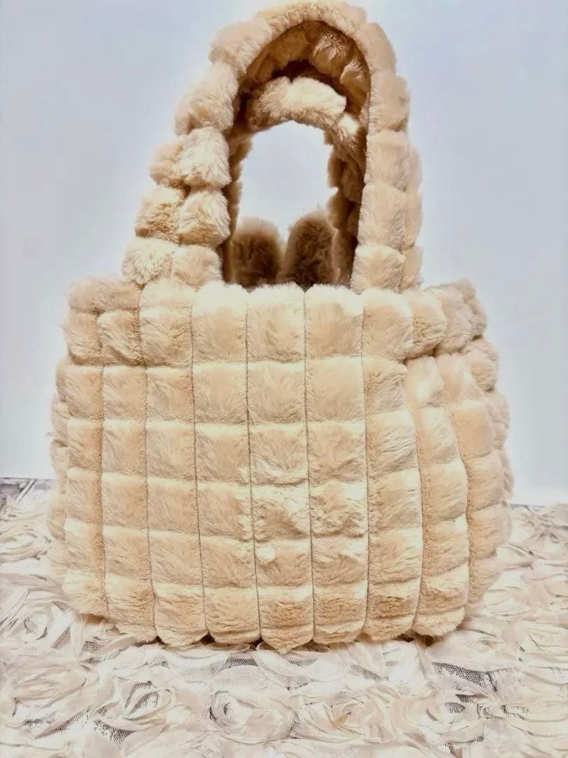 コヤンイサムチョン　ベージュファのころりんバッグ