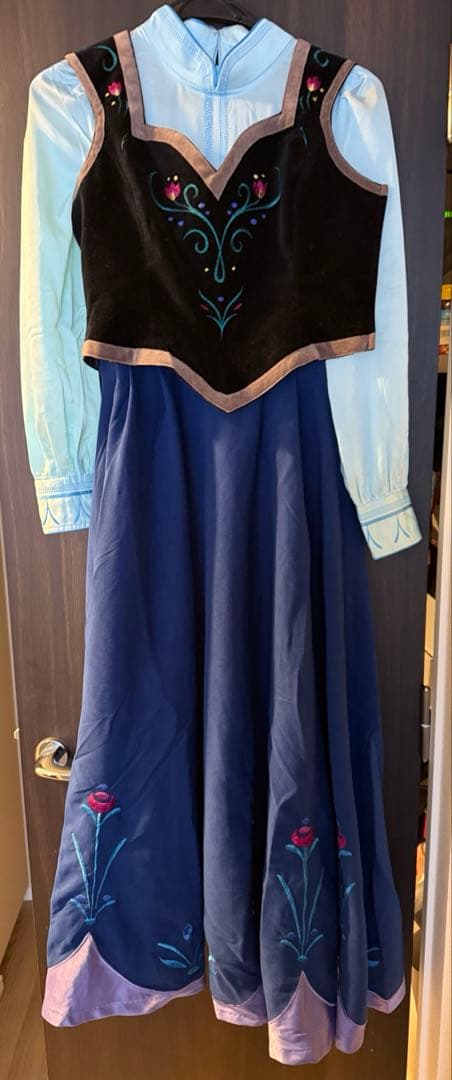 【最終値下げ】シークレットハニー ディズニー アナ雪 雪山 ドレスケープ帽子手袋