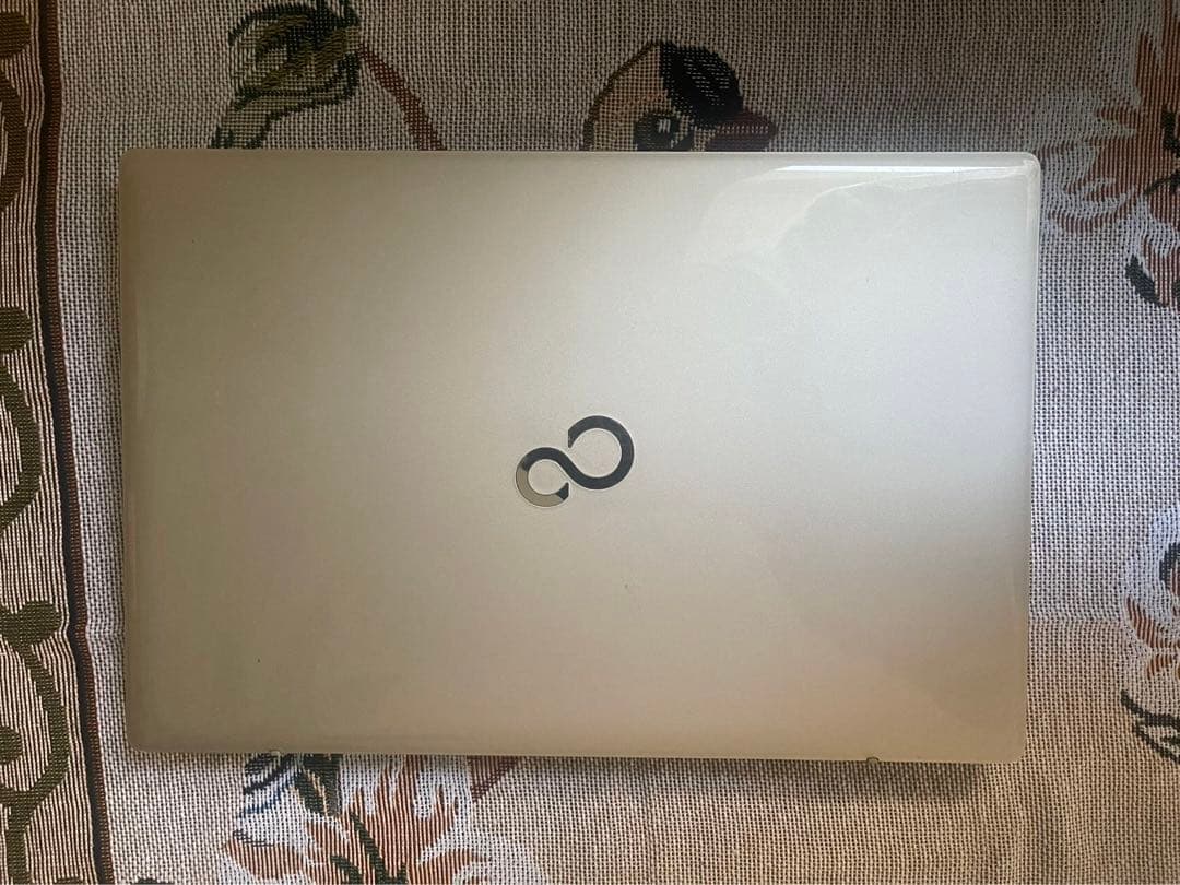 ノ-トパソコン高年式！Corei3/SSD/Windows11/無線/