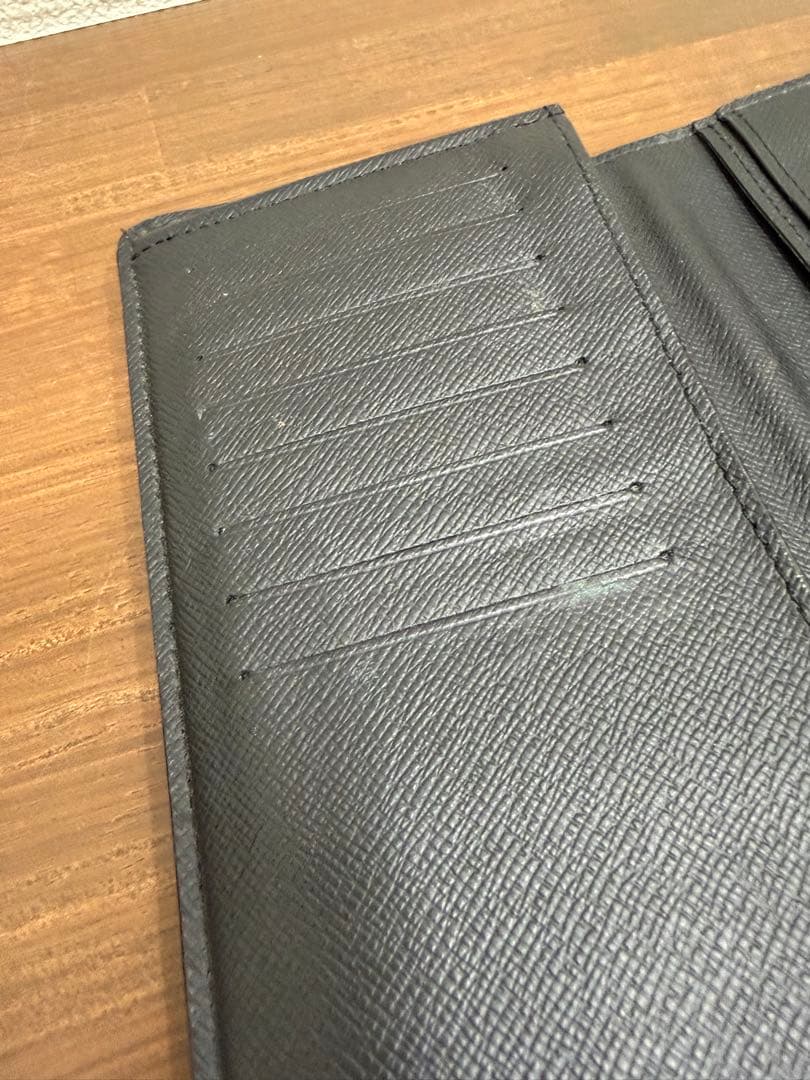 LOUIS VUITTON エクリプス ポルトフォイユブラザ　イニシャル入り