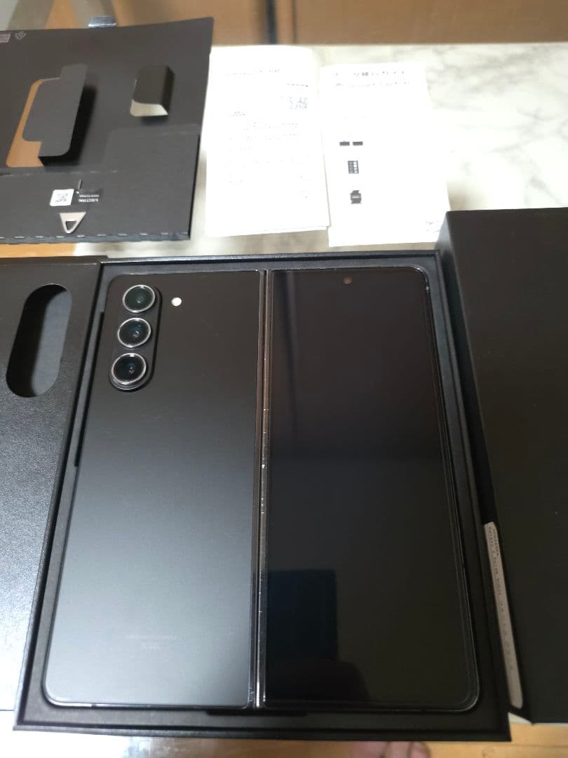 Galaxy Z Fold5 本体 256GB わけあり 初期化済み