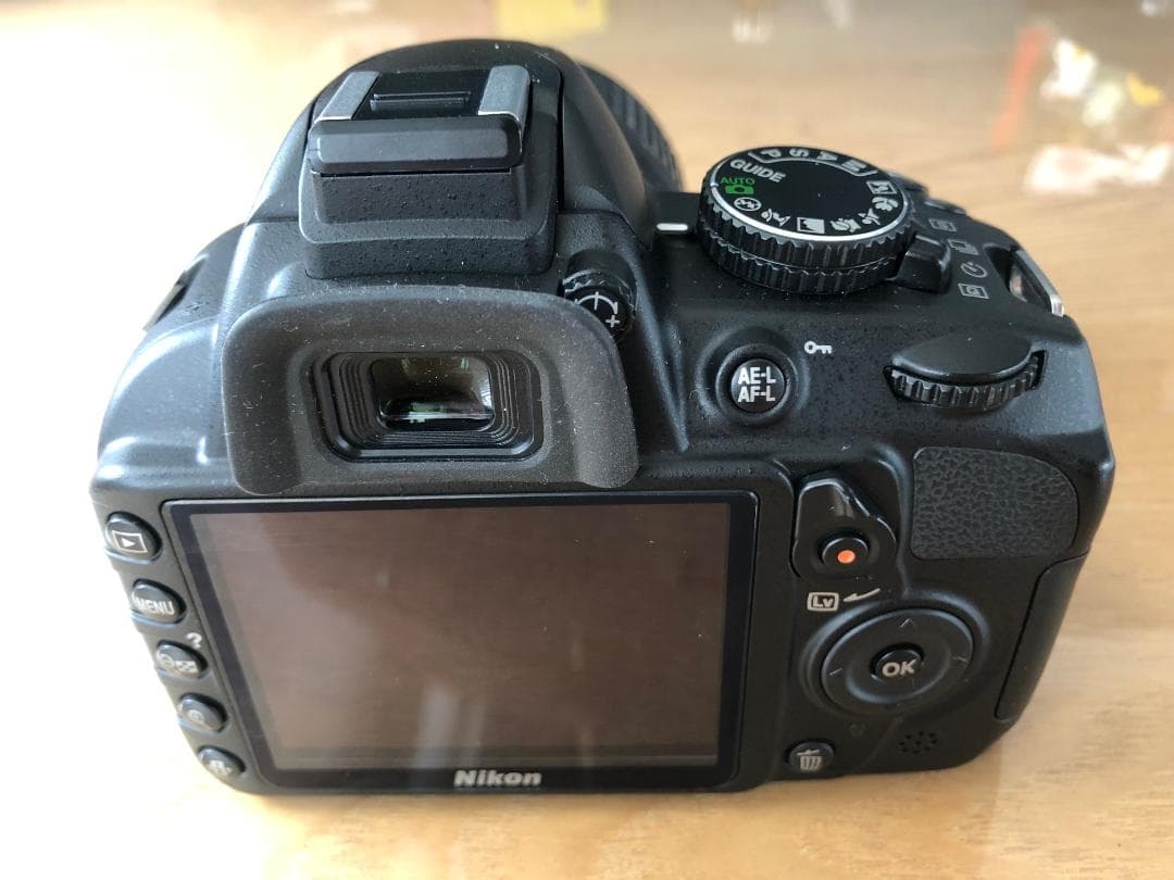 Nikon D3100 レンズキット　シャッタ－3094枚