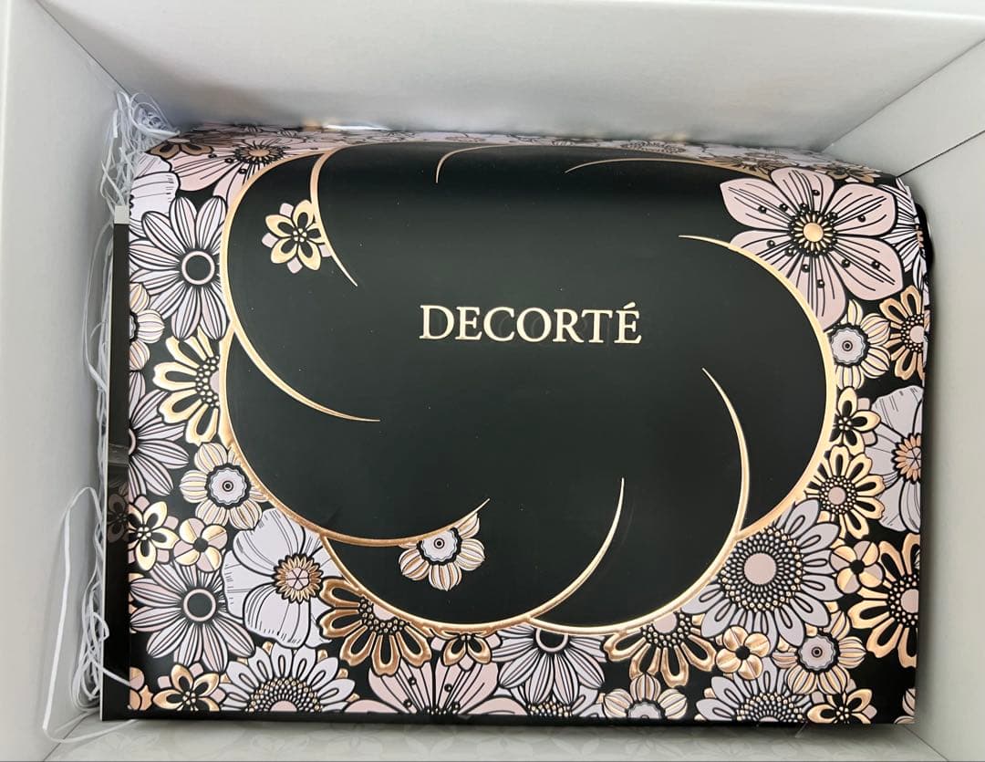 デコルテエターナルブルームコレクション