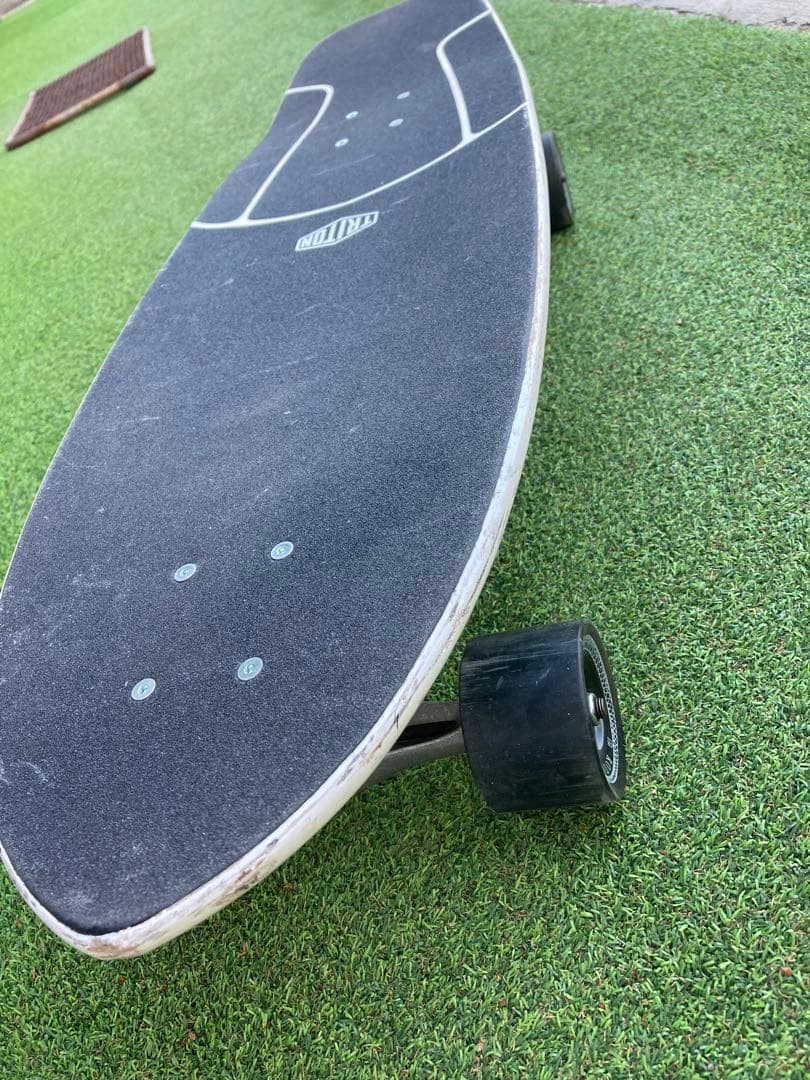 【週末特価】カーバーサーフスケート 30\" TRITON