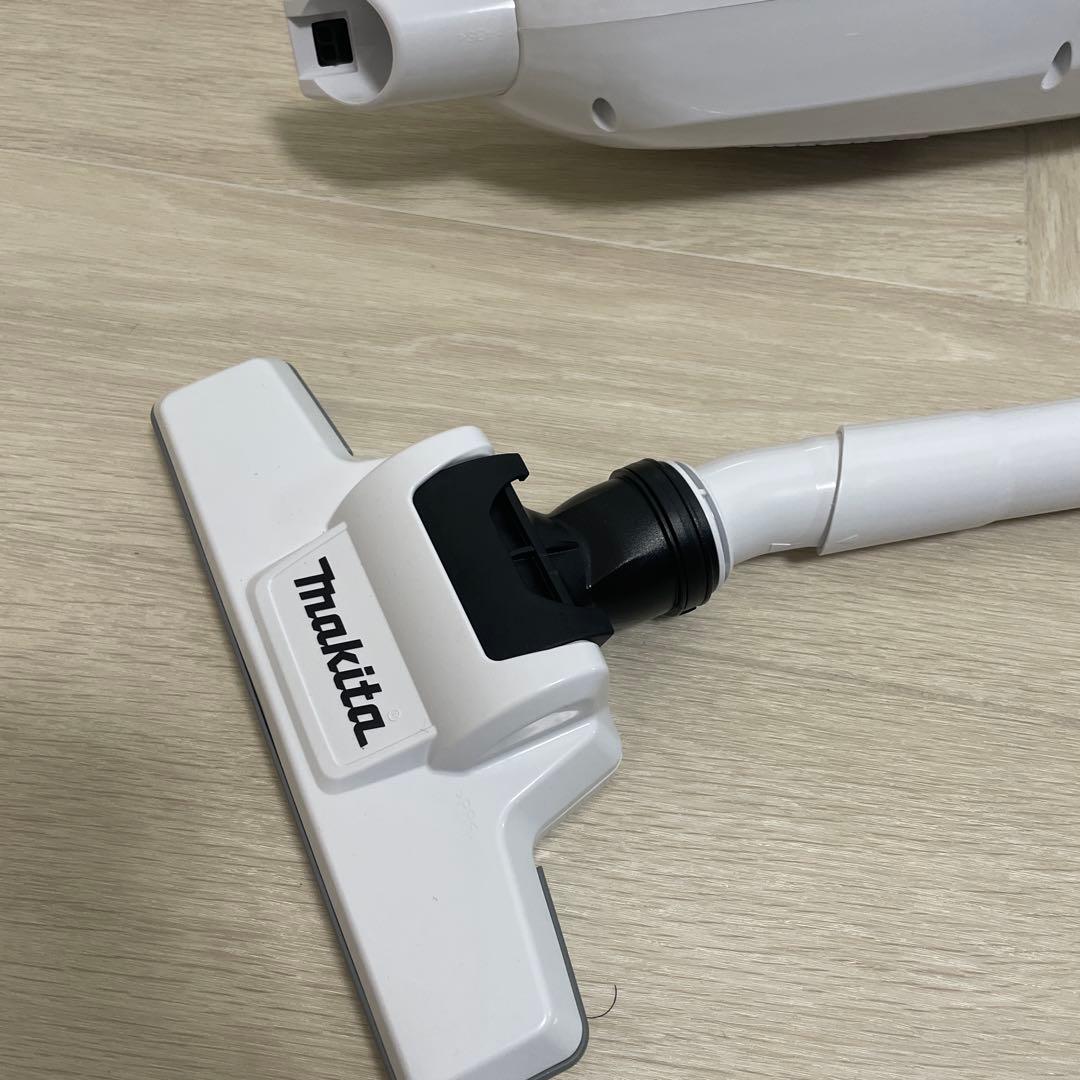 Makita CL285FDZW 充電式クリーナー