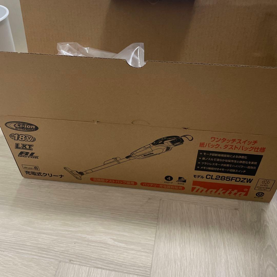 Makita CL285FDZW 充電式クリーナー