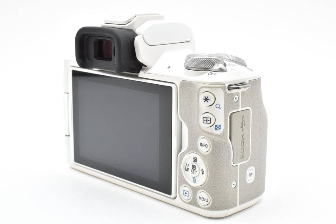 Canon EOS Kiss M ホワイト S数3000回以下 標準レンズ付
