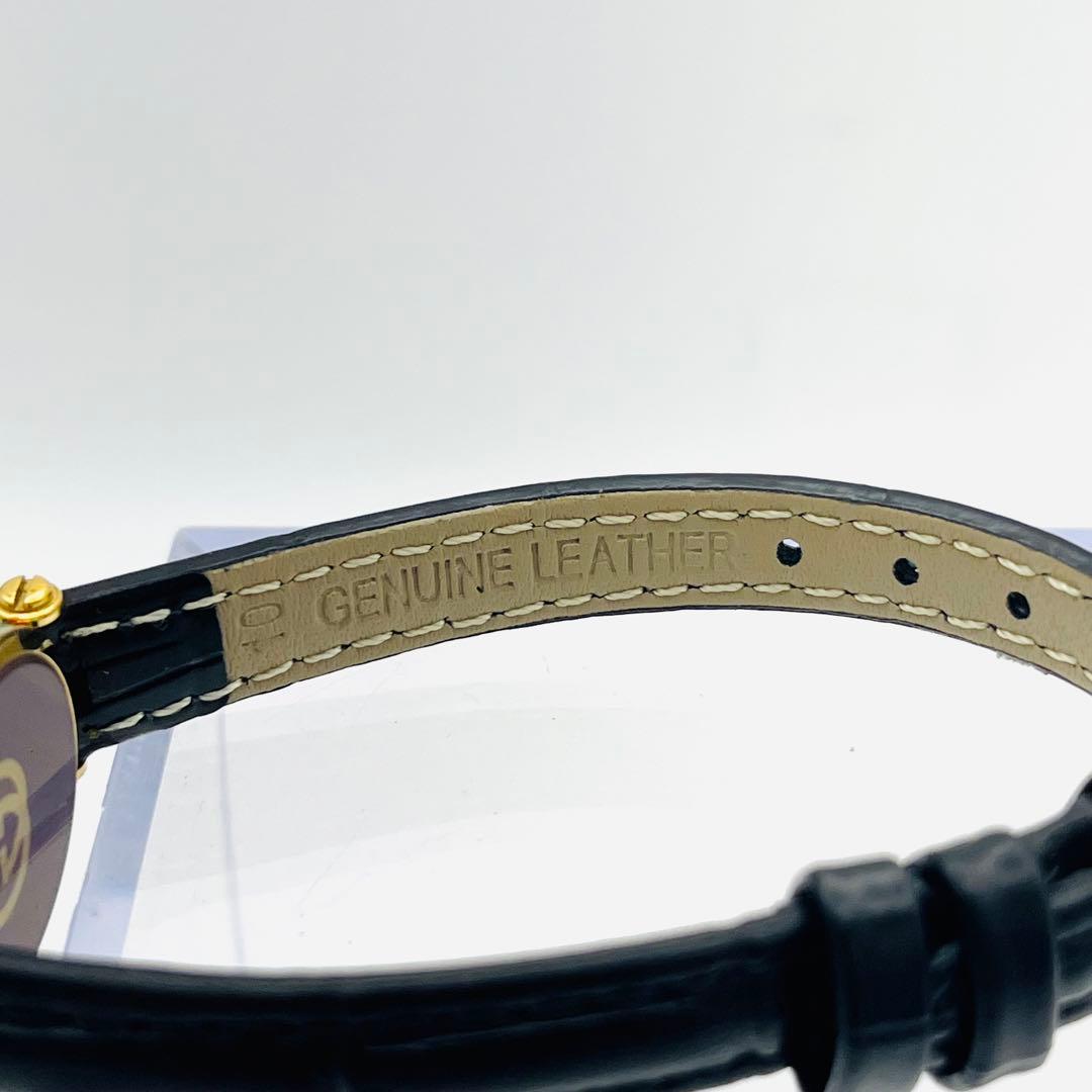 GUCCI シェリーライン ホワイト文字盤 ゴールドベゼル 革バンド
