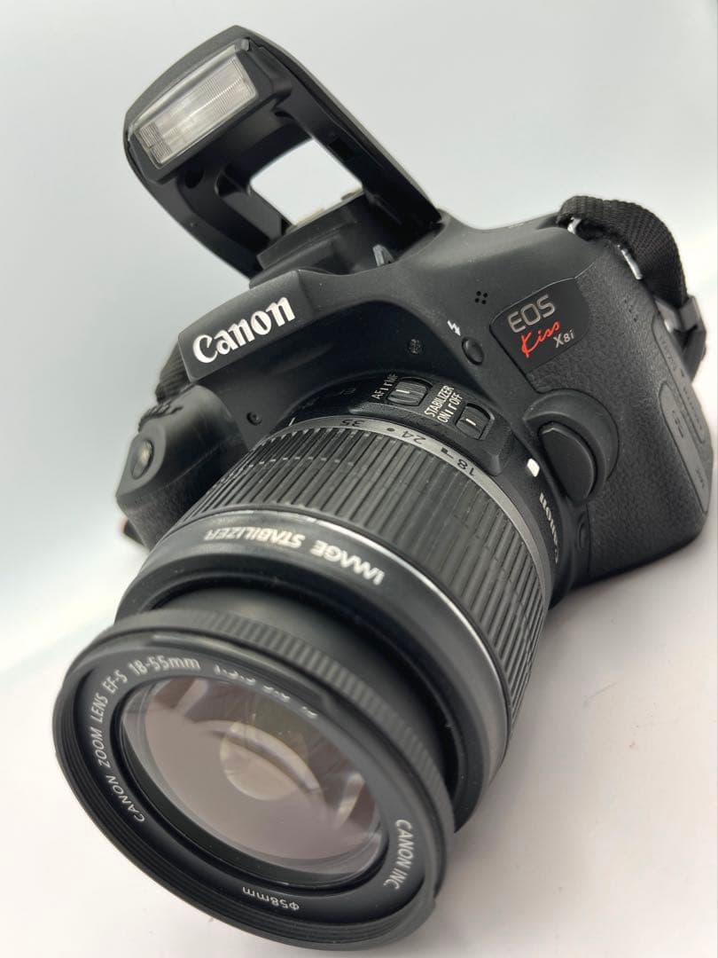 【返品保証】Canon EOS kiss x8i ダブルレンズ デジタル一眼レフ