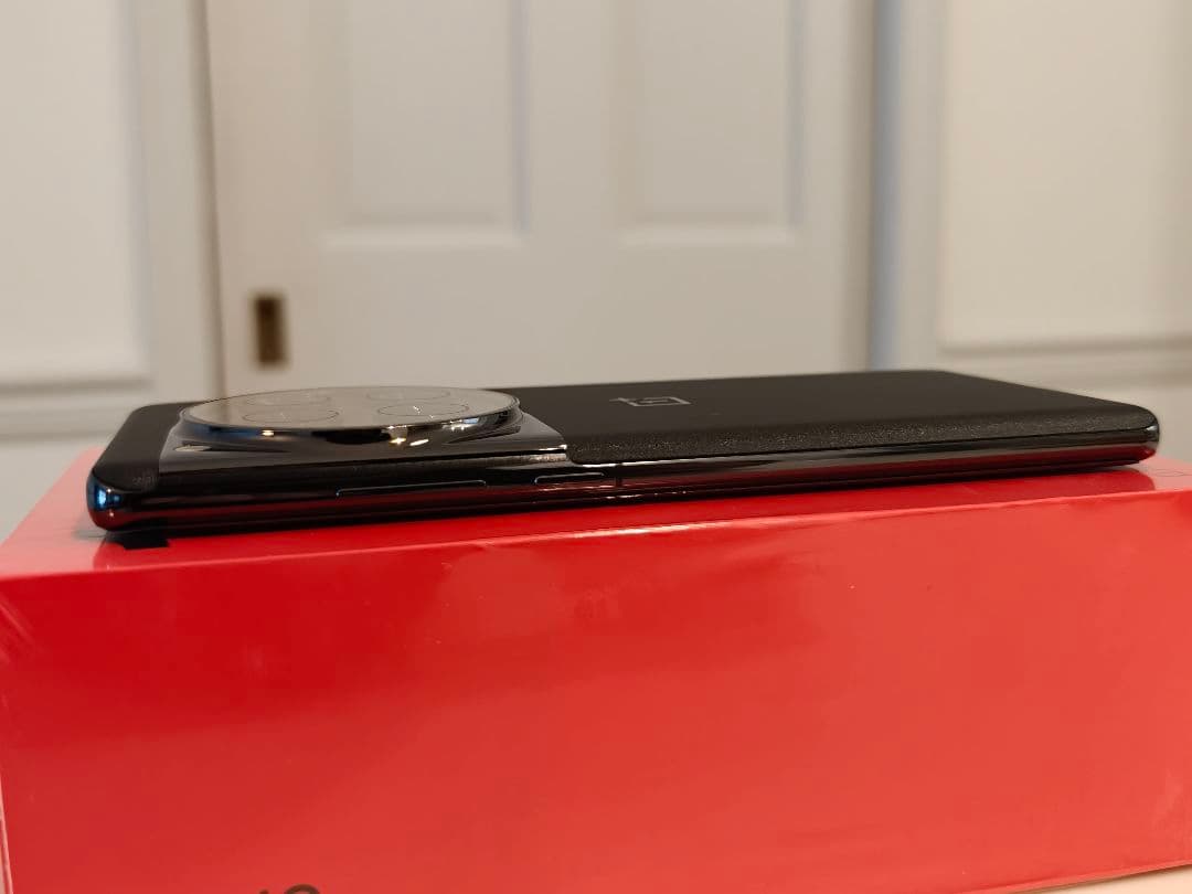 OnePlus 12 ブラック 本体 充電器付き