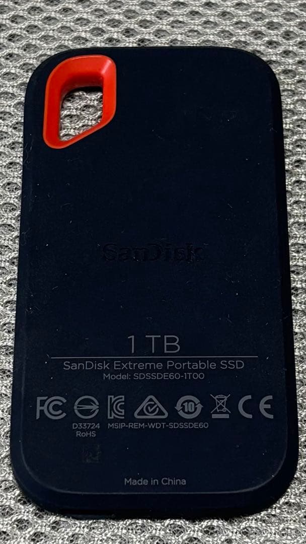 サンディスク エクストリーム ポータブル SSD 1TB