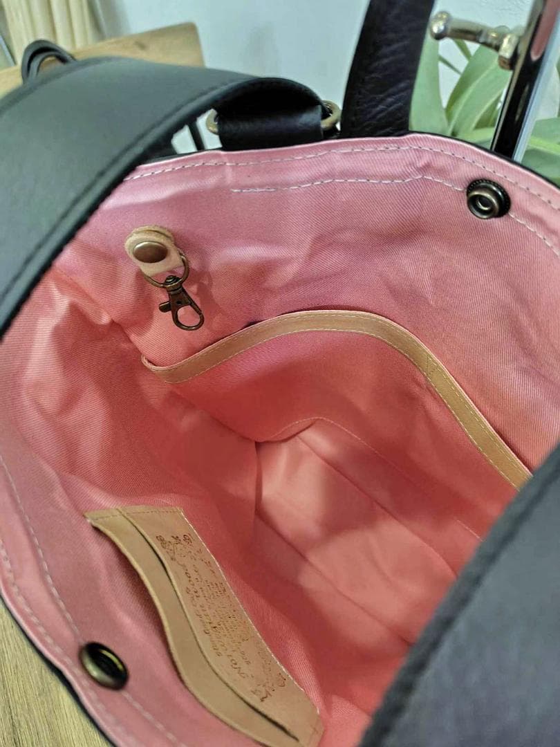 【専用】/2025tambourineタンバリンネイビー×白/牛革A4トー