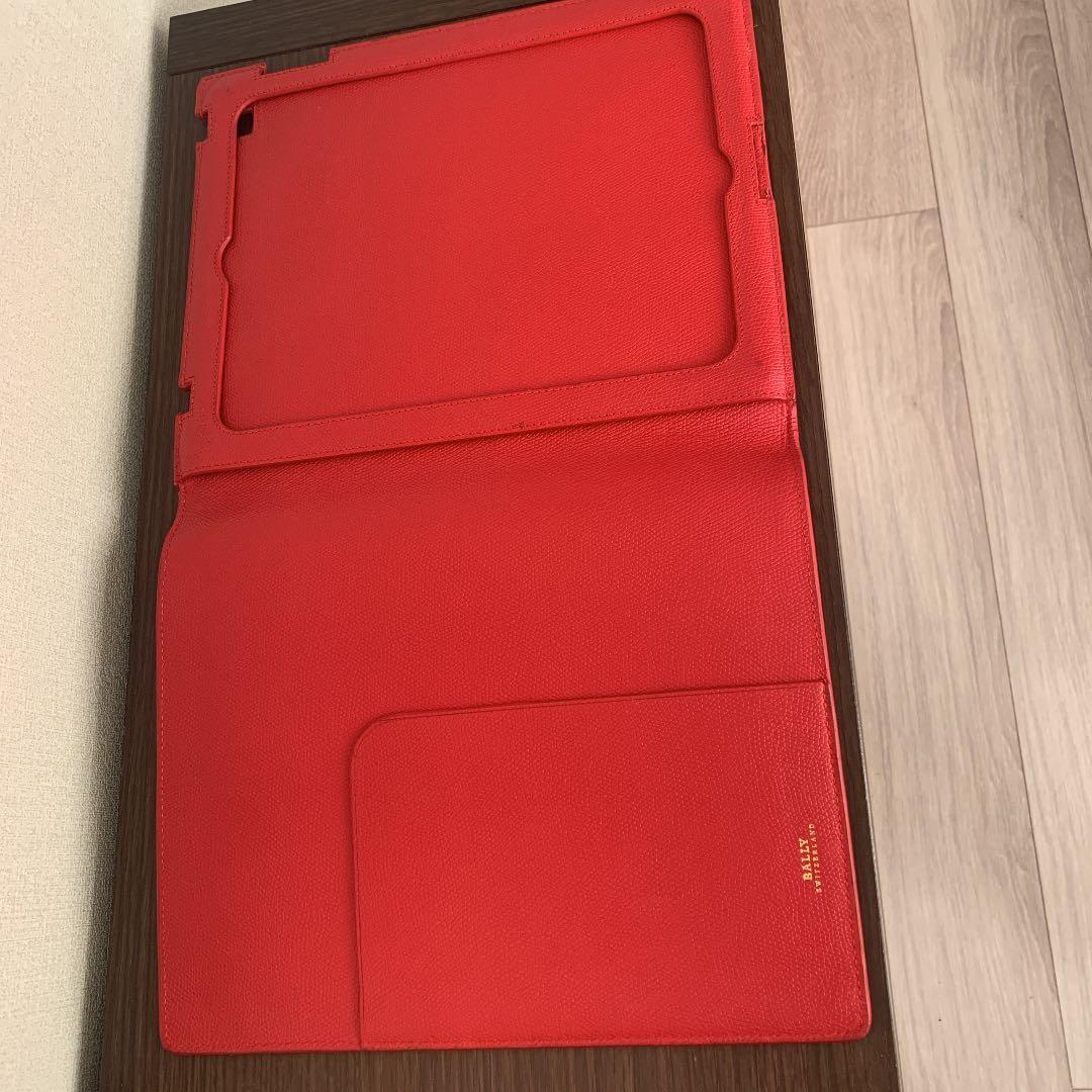 Bally 本革　iPad ケース　赤　9.7インチ用