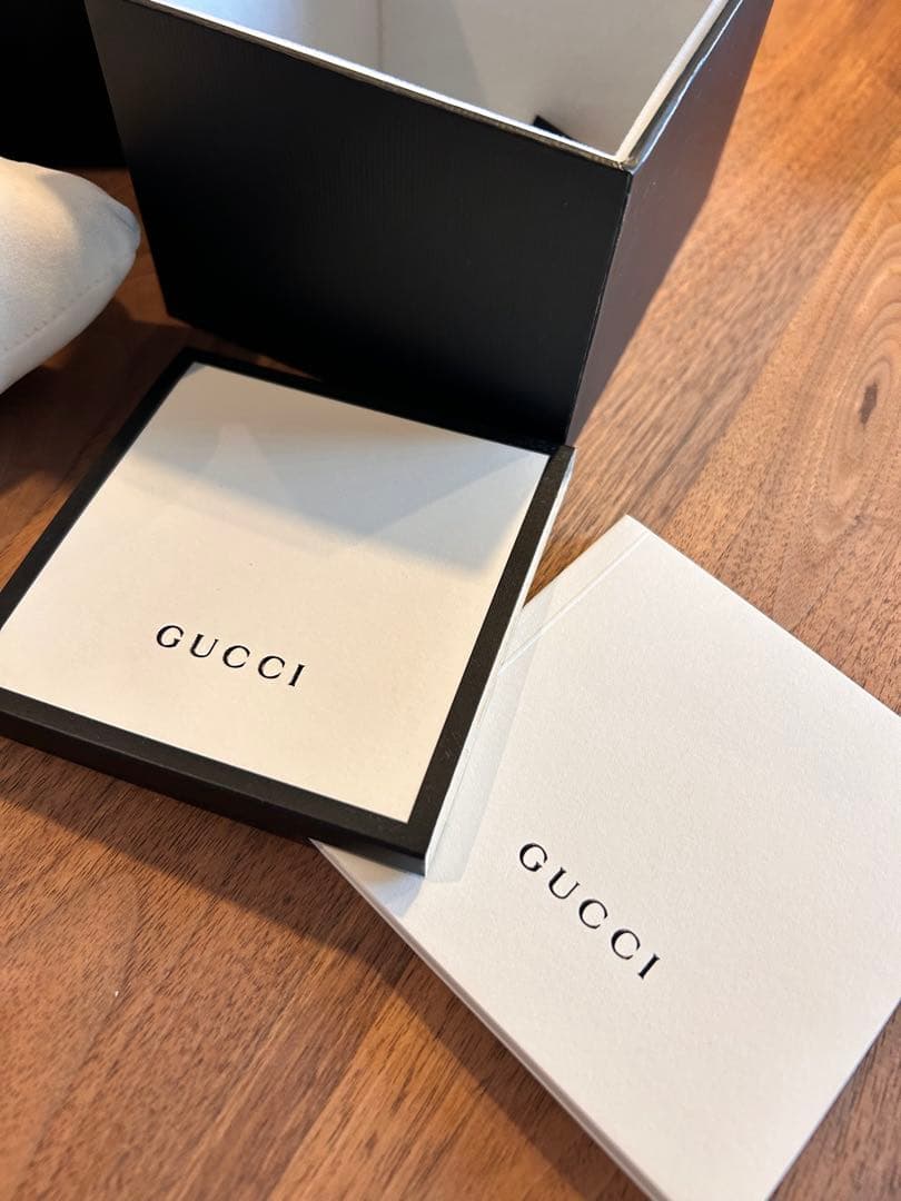 GUCCI アナログ腕時計 シルバー