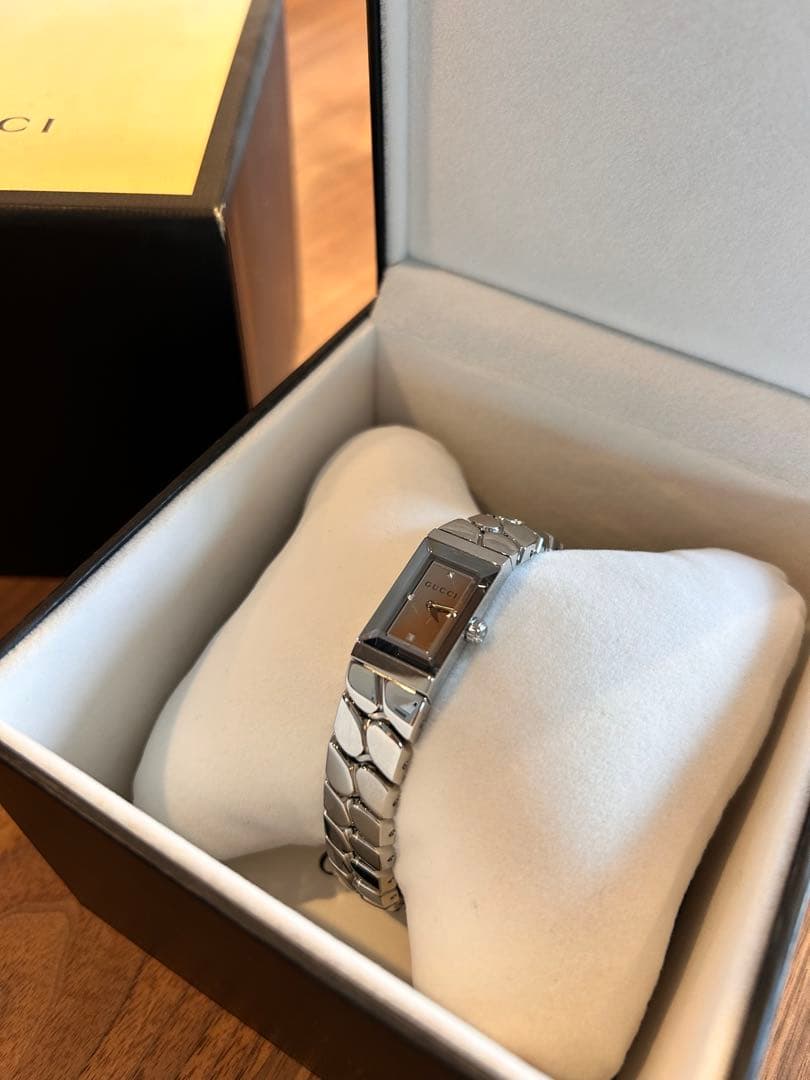 GUCCI アナログ腕時計 シルバー