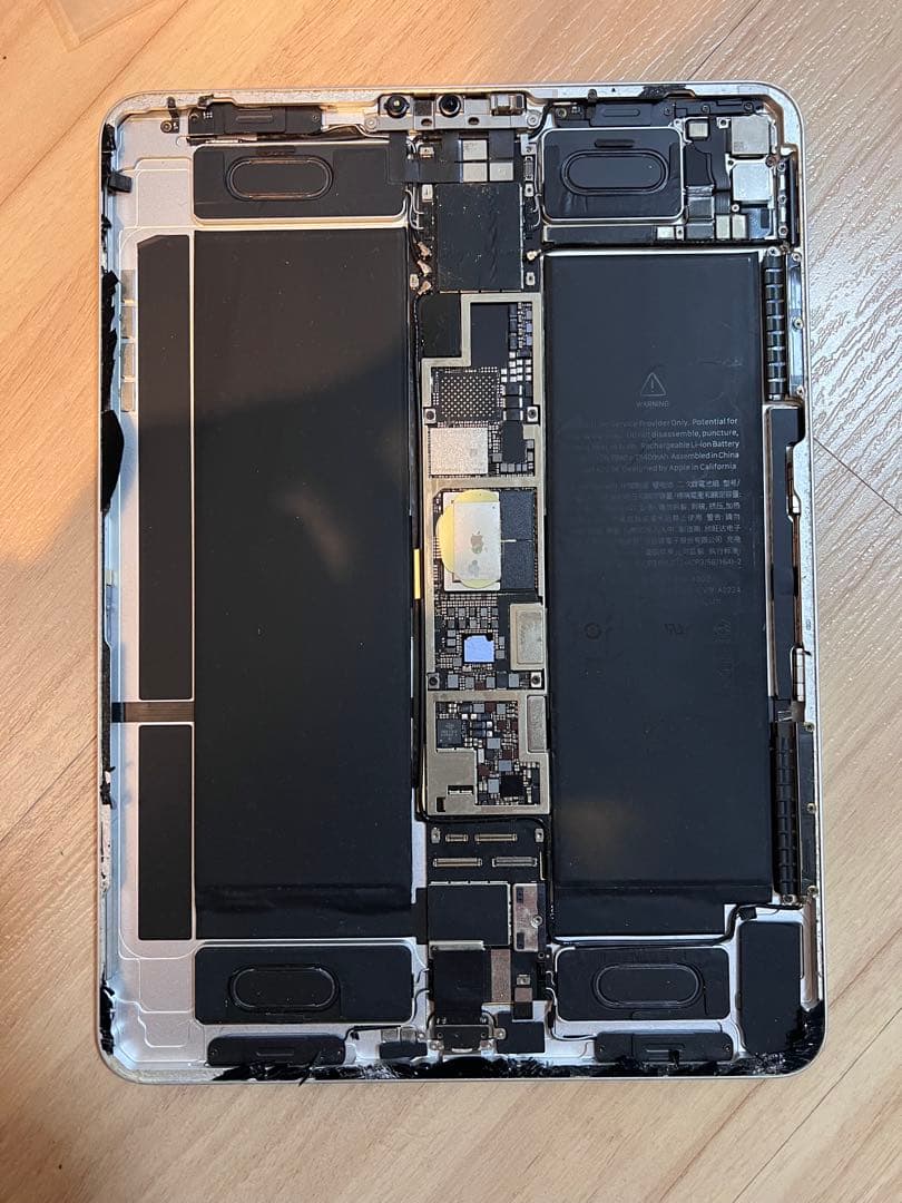 iPad Pro 11インチ（第2世代）（A2228）　ジャンク