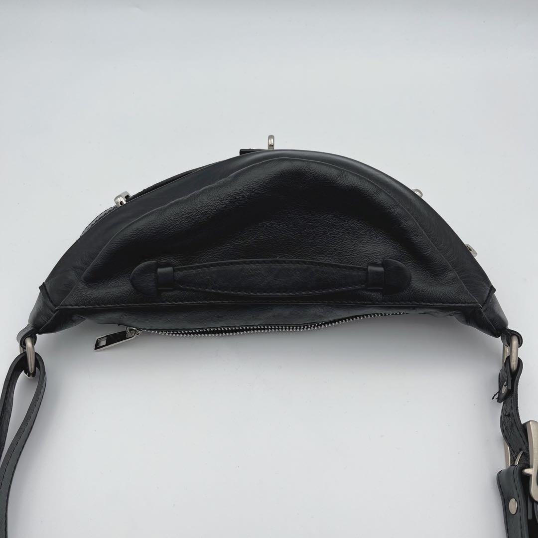 AULENTTI made in Italy黒レザー ターンロック