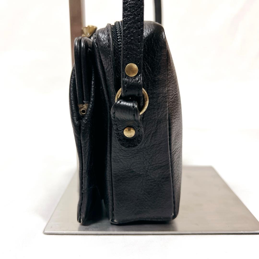 【希少】イルビゾンテ　ミニショルダー ボディバッグ　がま口　斜め掛け　レザー　黒