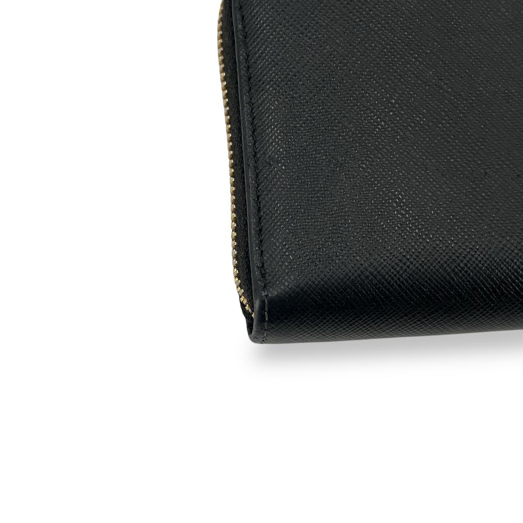 PRADA プラダ　長財布　ゴールドロゴ　ロングウォレット　黒　サフィアーノ