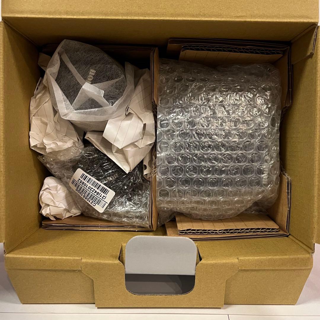 Canon EOS Kiss X10 EF-S 18-55mmレンズ付き