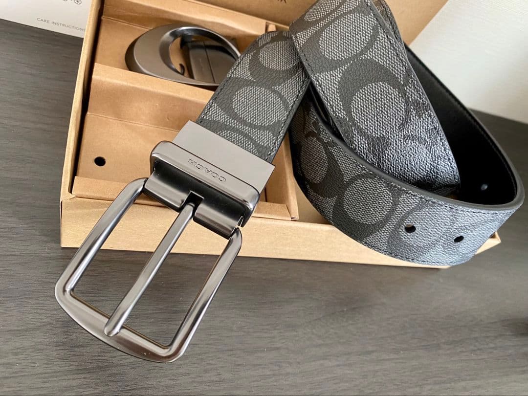 限定SALE♪コーチ　新品　リバーシブル　シグネチャー　ガンメタルバックルセット