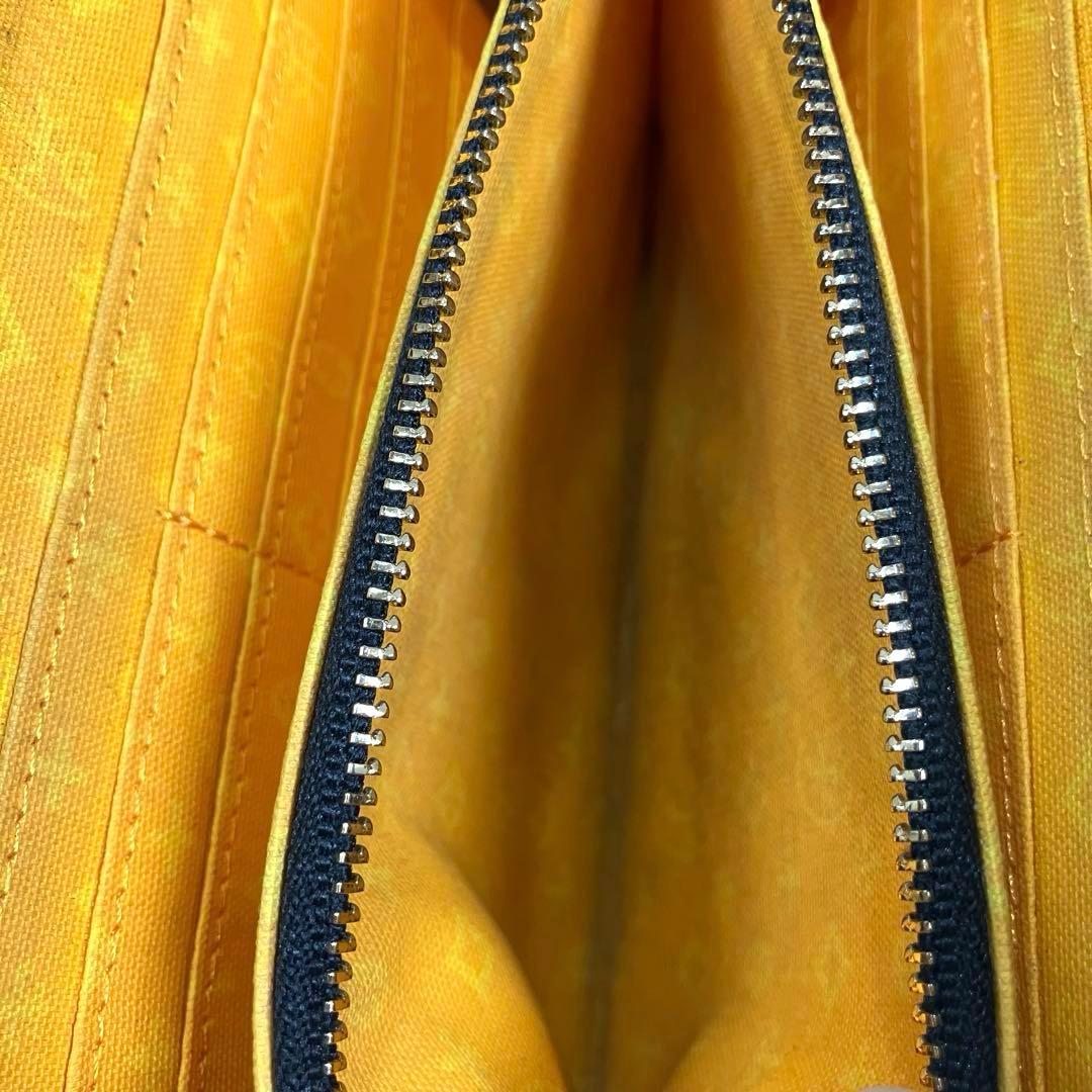 カステルパジャック　長財布 ネゼル ダブルジップ クラッチバッグ　ロゴ　ホワイト