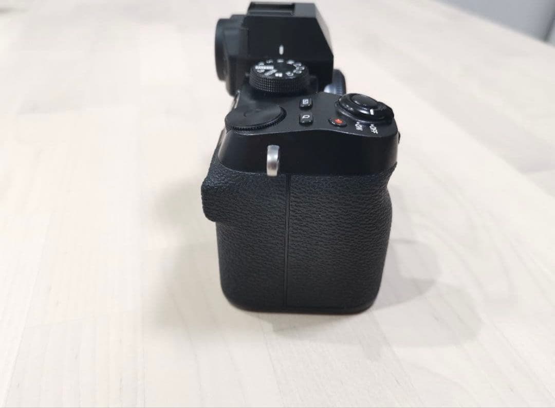 FUJIFILM X-S10 ミラーレスカメラ