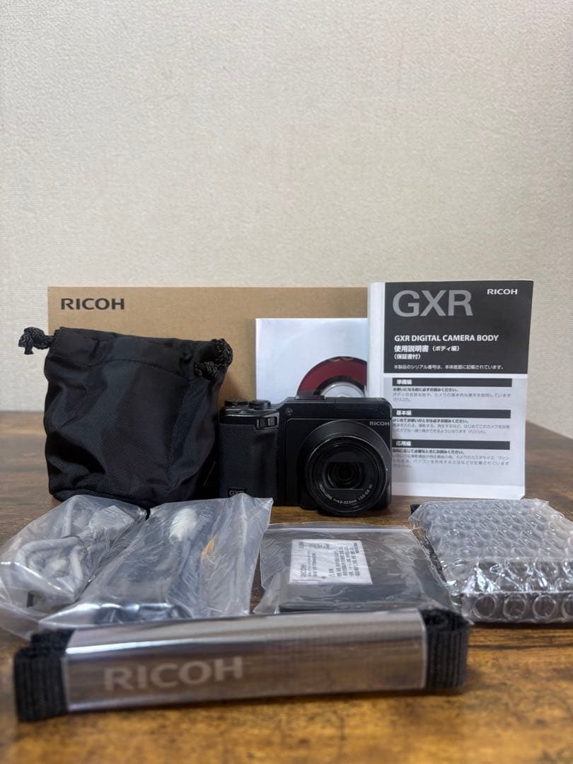 C*a様 RICOH GXR レンズセット　完動品