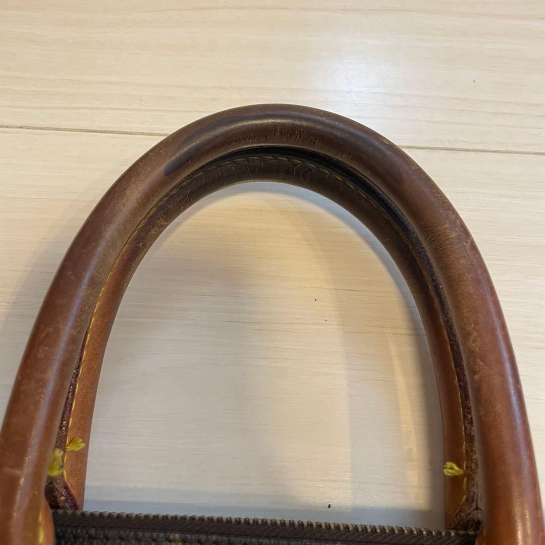 LOUIS VUITTON ポルト ドキュマン ヴォワヤージュ モノグラム