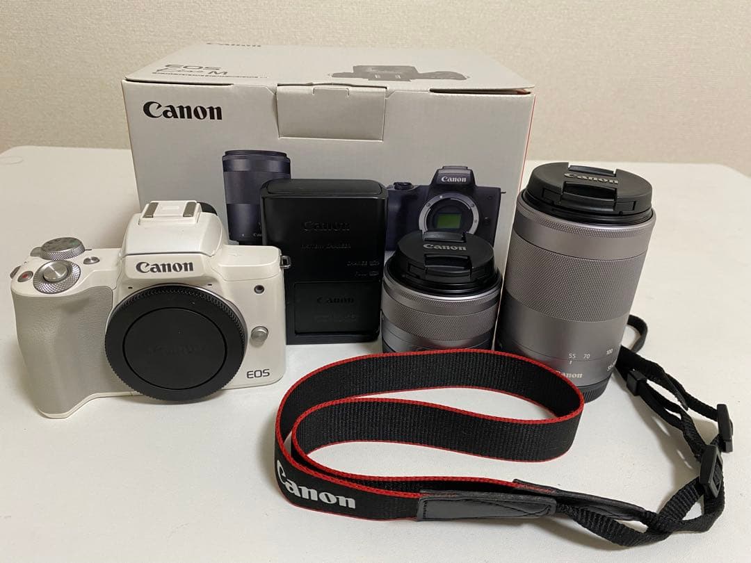 Canon EOS M ホワイト ミラーレスカメラ