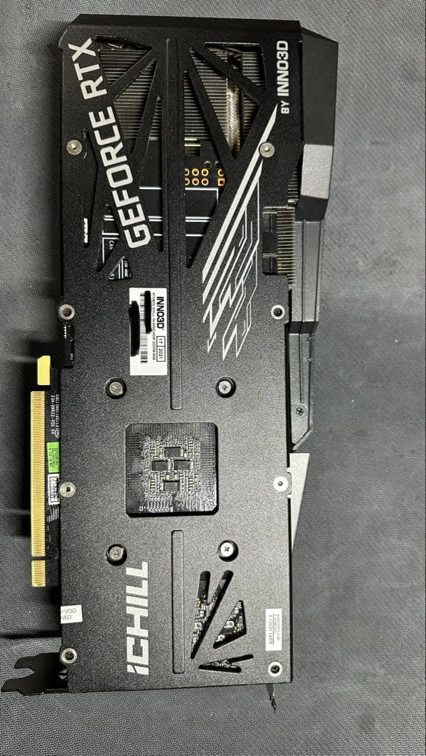 グラフィックボード・グラボ・ビデオカード INNO3D GeForce RTX 3070 iCHILL X4 8GB