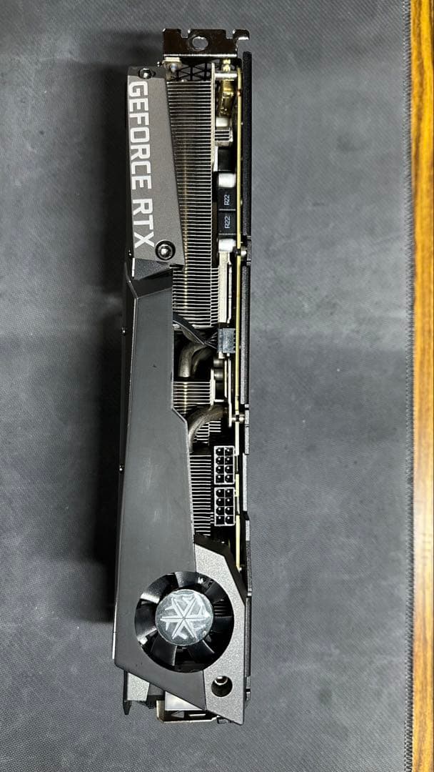 グラフィックボード・グラボ・ビデオカード INNO3D GeForce RTX 3070 iCHILL X4 8GB