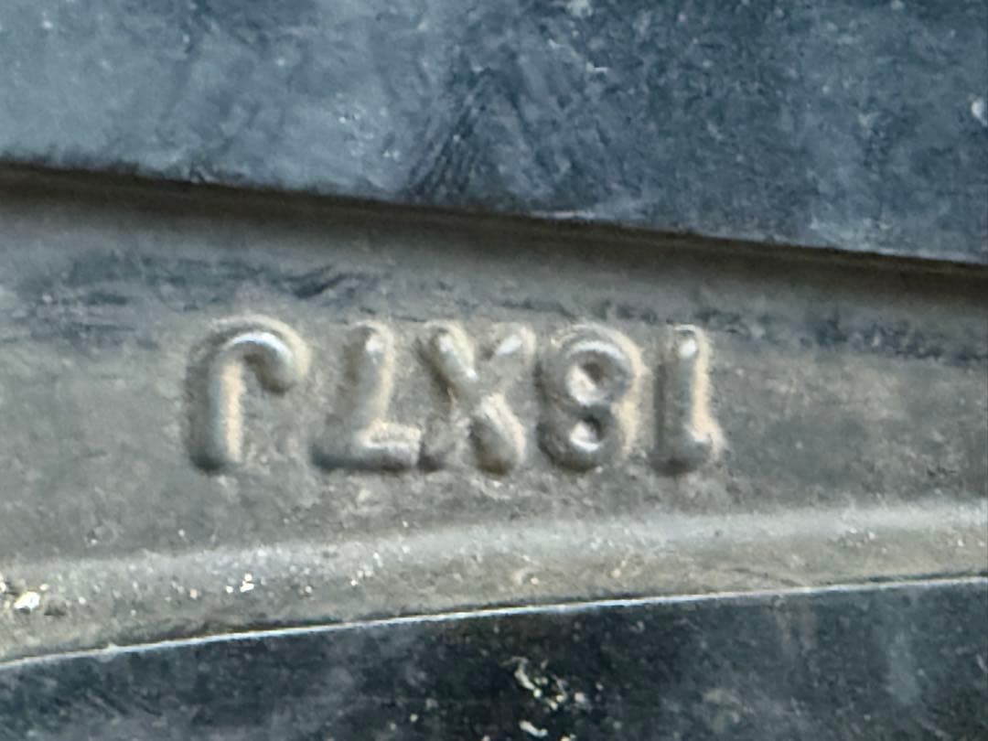 225/40ZR18 ウェッズレオニス 114.3 5穴 ノーマルタイヤ