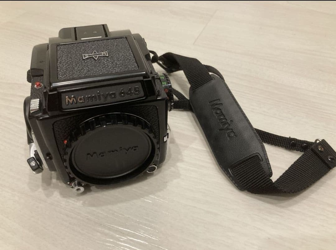 Mamiya 645 1000s マミヤ フィルムカメラ ボディ　ファインダー
