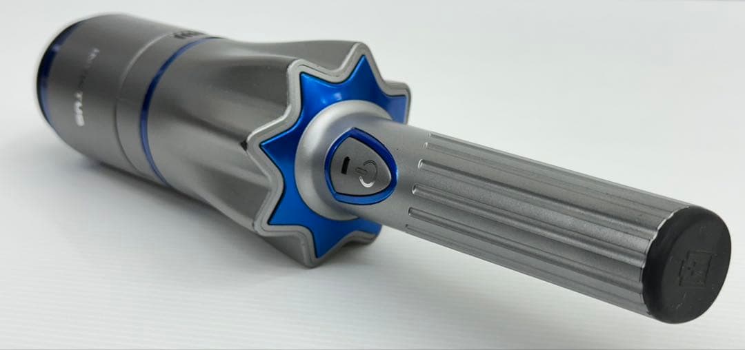 2024年製　インビクタスワン INV-002 掃除機　本体　バッテリー付き