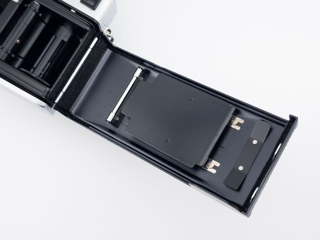 フィルムカメラ Minolta Hi-MATIC E