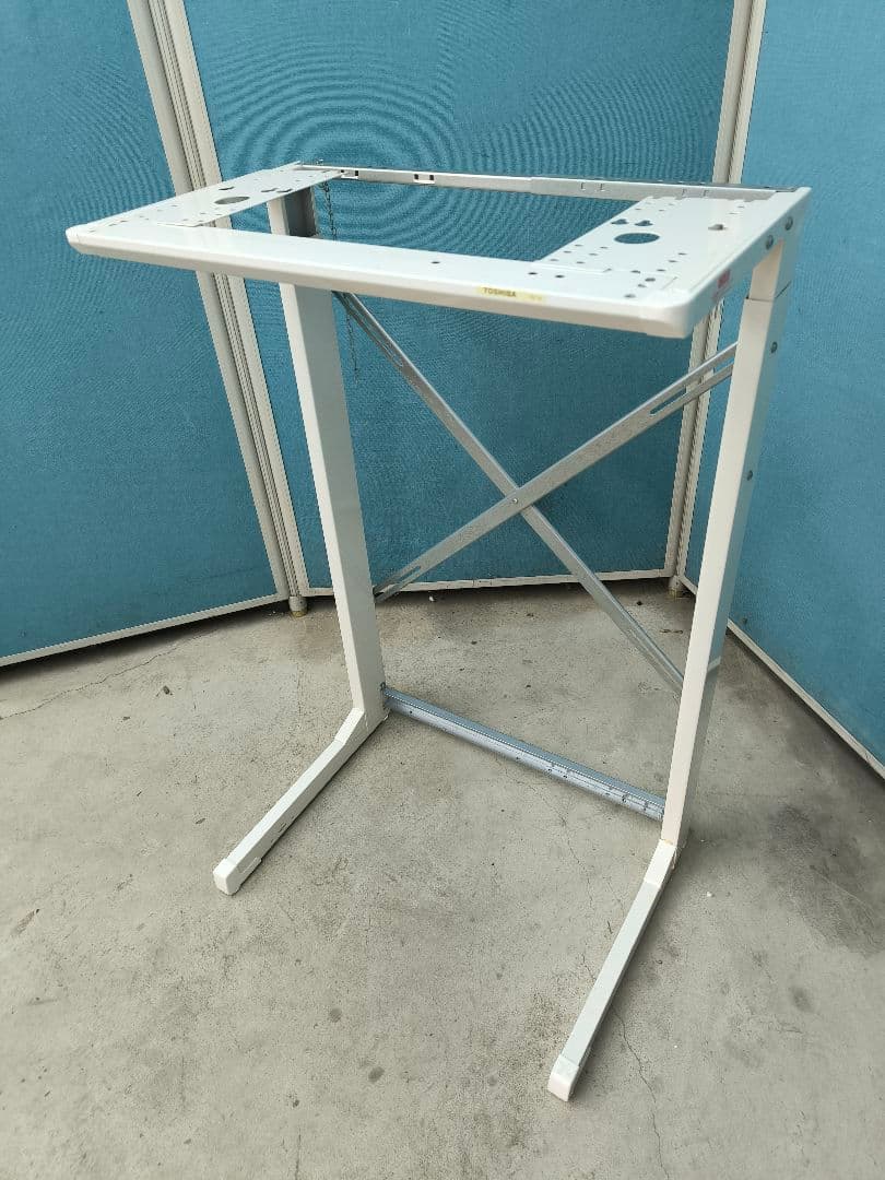 東芝衣類乾燥機用自立スタンド/ドライヤースタンド　DS-72(WU)