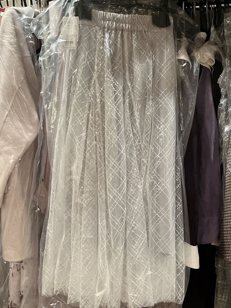 新品未使用dazzlinスパンコールチュールチェックスカート s size