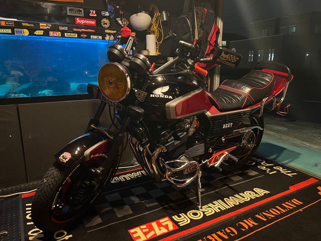 ISS　SEV MARCHAL イエロー　キティー