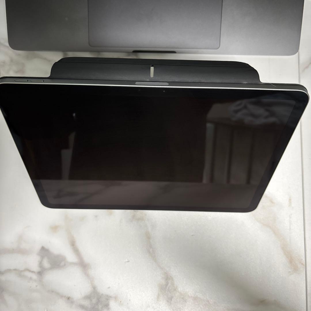 M2 iPad Air スペースグレー