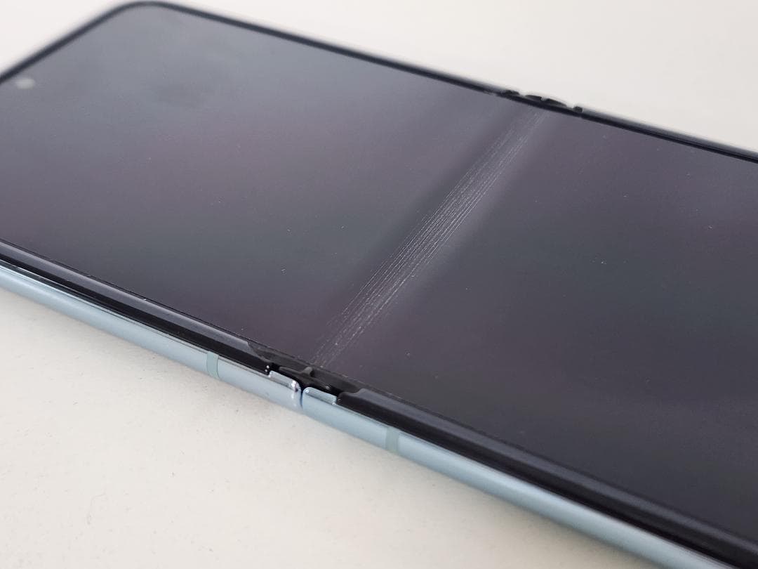 MOTOROLA razr40 ultra　SIMフリー　512GB