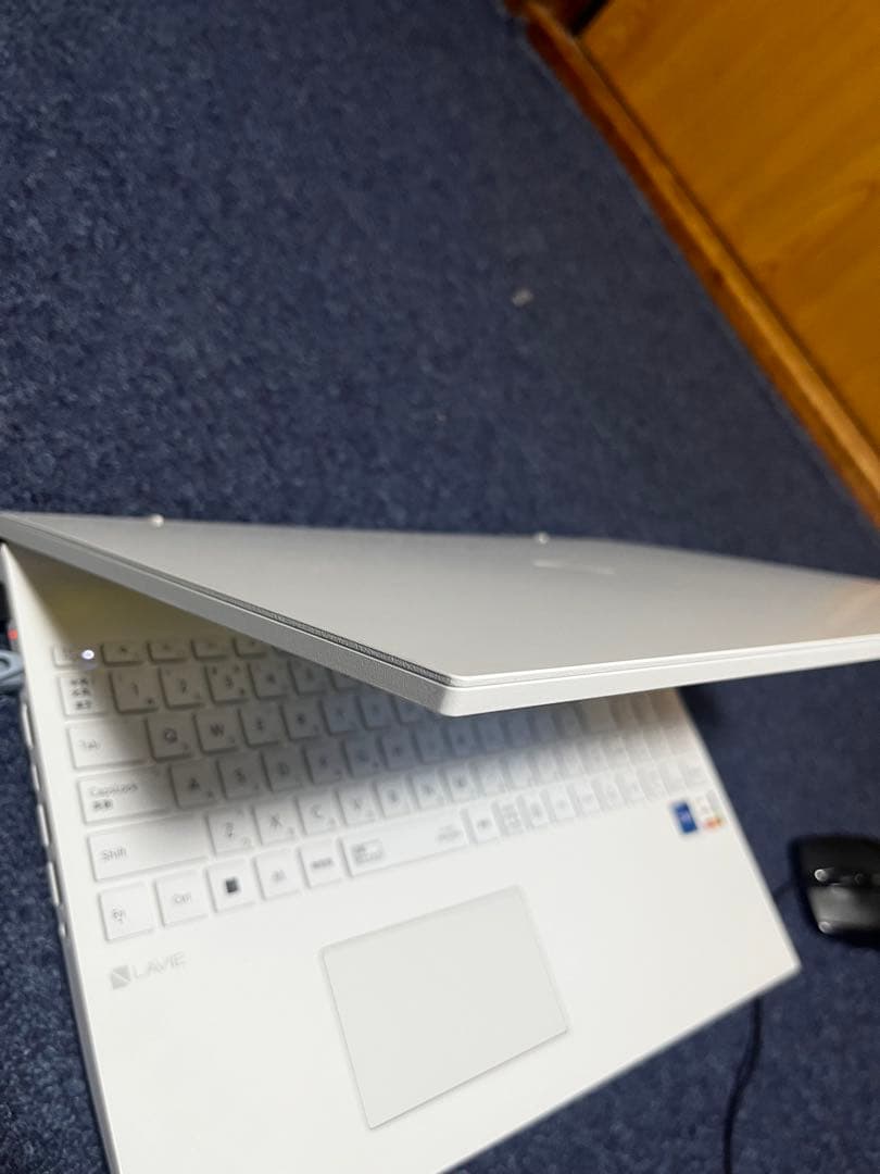 NEC ホワイトノートPC USBポート搭載